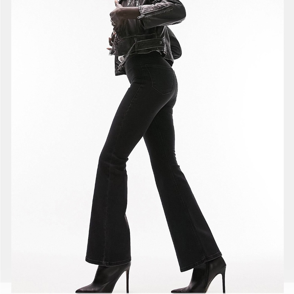 TOPSHOP ~ *petite* high waisted flare jeans